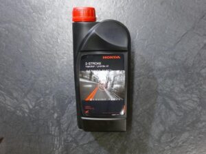 08240_999_51HA_2T_oljy1L_tuorevoitelu_sekoitus_kayttoon_jpg