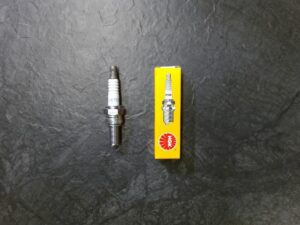 13_4663_NGK_sytytystulppa_CR7EB_KIINTEA_NIPPA_jpg