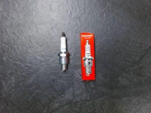 98066_54716_PLUG_SPARK_DR4HS_jpg