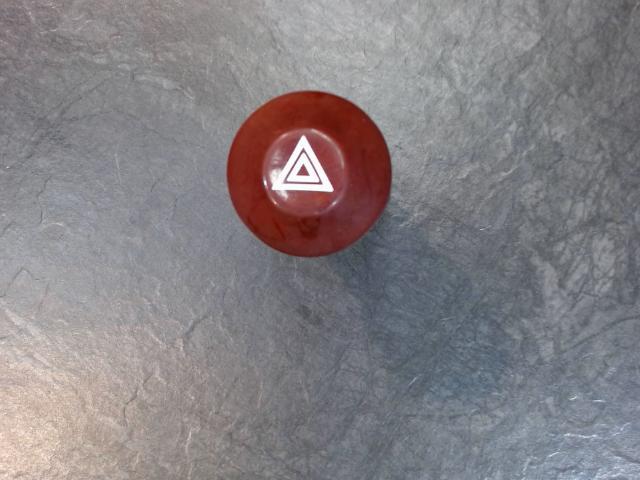 Hätävilkku kytkin pyöreä.